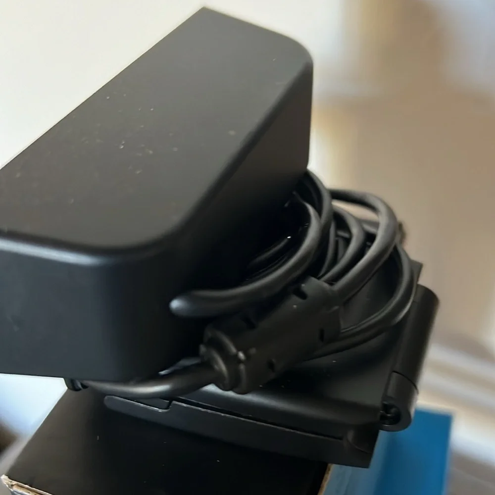 1080 FHD Nexigo Webcam in box with instructions